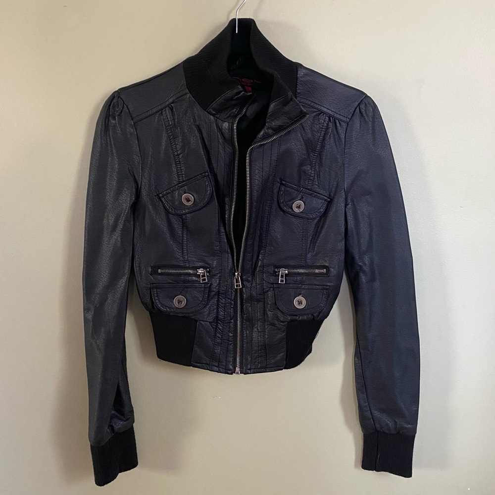 Multiple jackets included, size medium and small